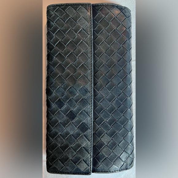 Bottega Veneta Intrecciato Lambskin Long Wallet, Authentic, Pre-Loved - Picture 2 of 14